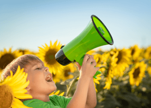 Autismo fala com quantos anos? Entenda como funciona o desenvolvimento de crianças com TEA. 