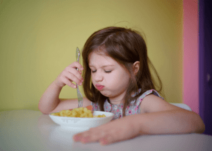 Meu filho não quer comer: Entenda o que fazer