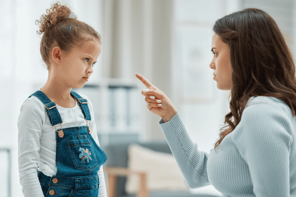 Seu filho é teimoso? Como lidar com teimosia infantil?