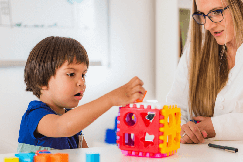 Saiba escolher os Brinquedos Indicados para Cada Idade - Clia Psicologia