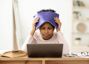 O que a psicologia fala sobre frustrações na infância 