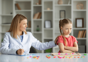 Reconhecendo as Características de Crianças Autistas: Um Guia para a Prática Terapêutica    